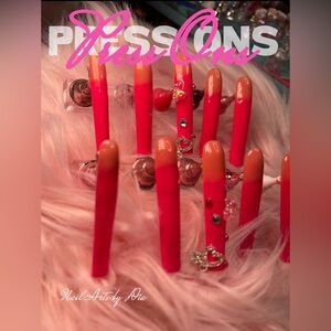 Ombre pink press on nails